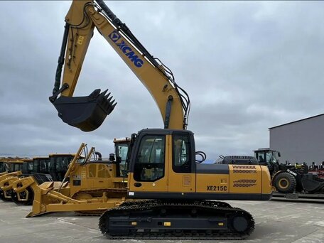 2023 XCMG XE215C, золотистый, 8950000 рублей, вид 3