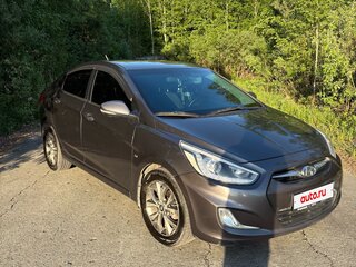 2014 Hyundai Solaris I, чёрный, 900000 рублей, вид 3
