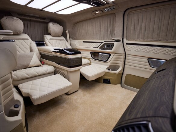 2026 Mercedes-Benz V-Класс Extra Long 300 d экстра длинный III (W447) Рестайлинг 2, чёрный, 37900000 рублей - вид 19