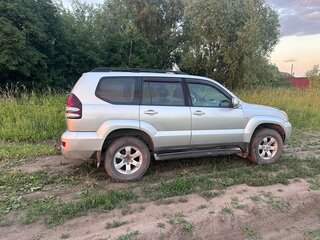 2008 Toyota Land Cruiser Prado 4-speed 120 Series Рестайлинг, серебристый, 2500000 рублей, вид 2