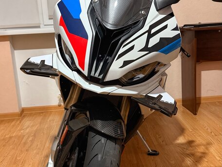 2024 BMW S 1000 RR, белый, 2150000 рублей, вид 3