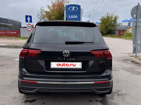 2021 Volkswagen Tiguan II Рестайлинг, чёрный, вид 4