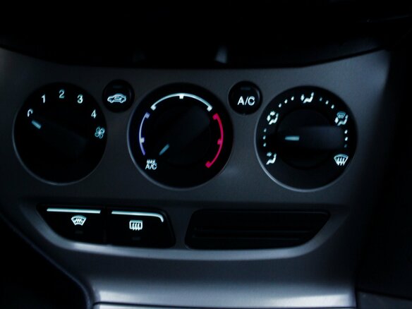 2012 Ford Focus III, белый - вид 14