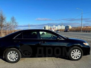 2011 Toyota Camry VI (XV40) Рестайлинг, чёрный, 1100000 рублей, вид 3