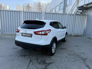 2018 Nissan Qashqai II, белый, 1277000 рублей, вид 4
