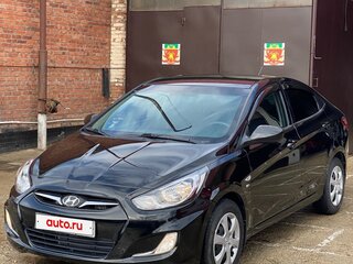 2012 Hyundai Solaris I, чёрный, 700000 рублей, вид 3