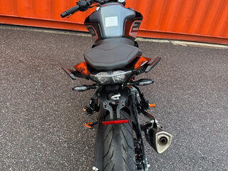 2023 KTM 250 Duke, чёрный, 399990 рублей, вид 5