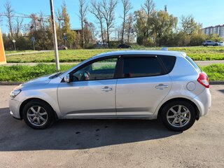 2012 Kia Ceed I Рестайлинг, серебристый, 550000 рублей, вид 4