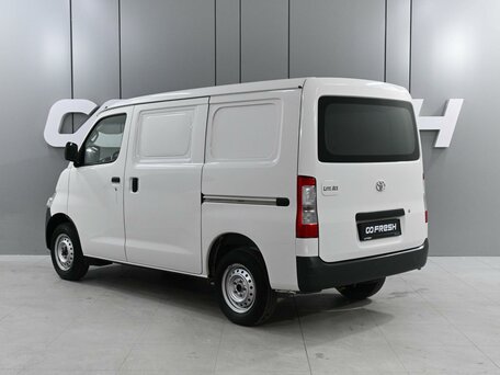 2022 Toyota LiteAce, белый, 2369000 рублей, вид 2