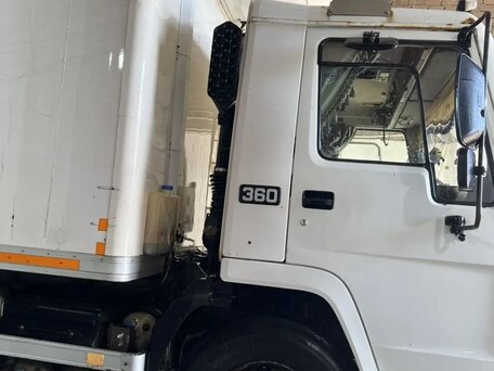 1997 Volvo FL, белый, 1300000 рублей, вид 2