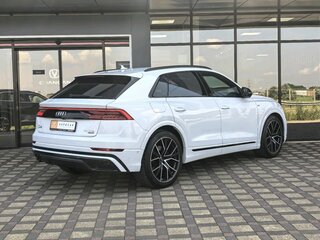 2018 Audi Q8 55 TFSI I (4M), белый, 3550000 рублей, вид 5