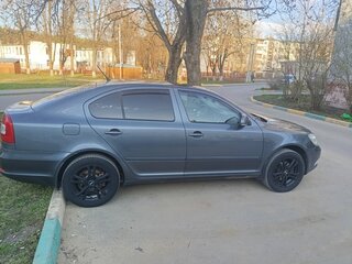 2012 Skoda Octavia II (A5) Рестайлинг, серый, 930000 рублей, вид 3