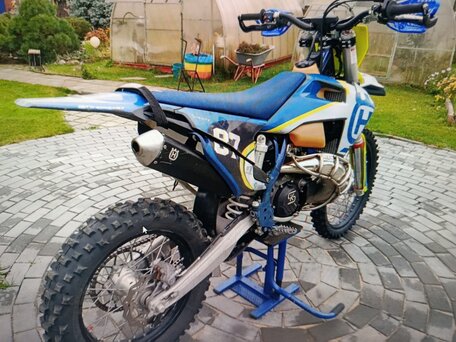 2023 Husqvarna TE 300, синий, 850000 рублей, вид 5