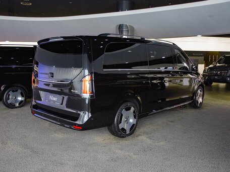 2026 Mercedes-Benz V-Класс Extra Long 300 d экстра длинный III (W447) Рестайлинг 2, чёрный, 14850000 рублей, вид 5