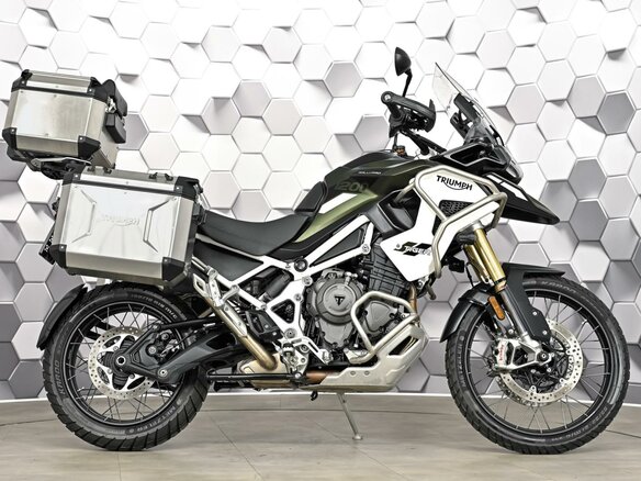 2023 Triumph Tiger 1200, зелёный, 1569000 рублей - вид 2