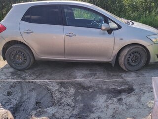 2008 Toyota Auris I, серебристый, 560000 рублей, вид 2