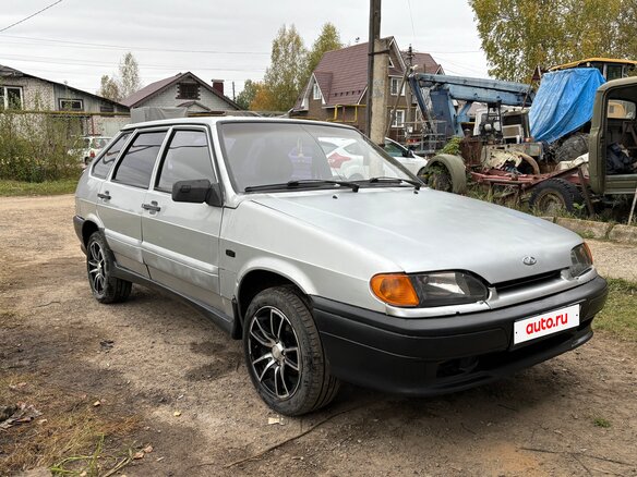 2005 Lada (ВАЗ) 2114, серебристый, 135000 рублей - вид 2