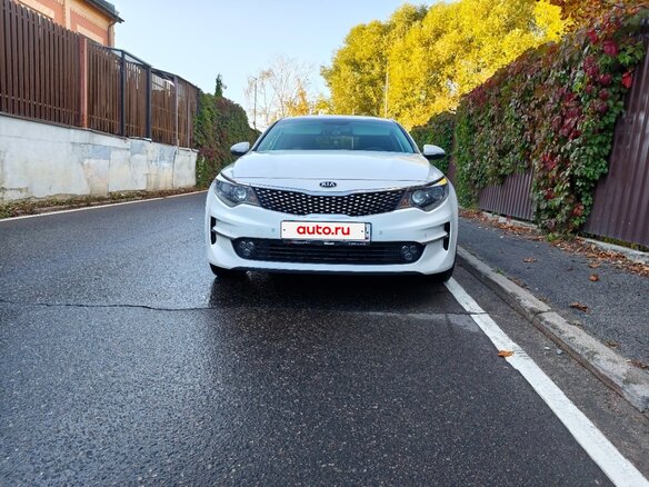 2017 Kia Optima IV, белый, 1620000 рублей - вид 4