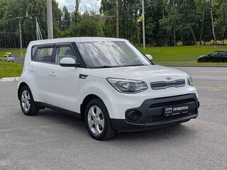 2018 Kia Soul II Рестайлинг, белый, 1252000 рублей, вид 3