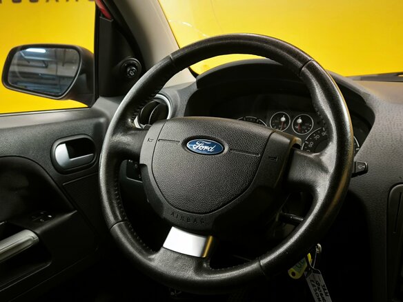 2006 Ford Fusion I Рестайлинг, красный, 339000 рублей - вид 18