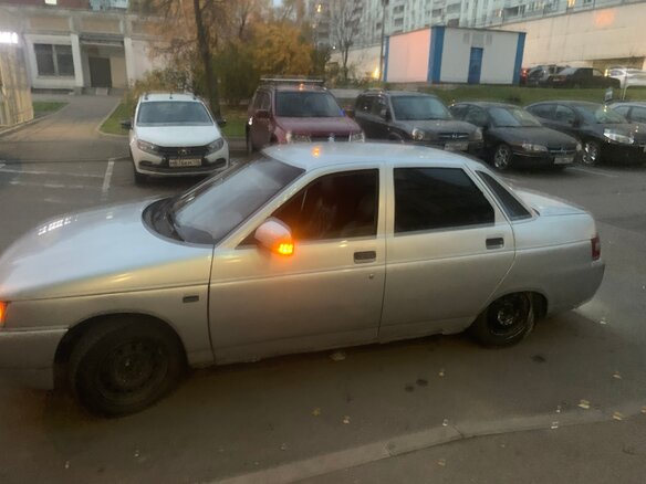 2006 Lada (ВАЗ) 2110, серебристый, 135000 рублей - вид 2
