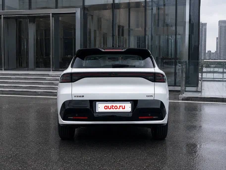 2026 Changan Qiyuan Q05 40.3 kWh II, серебристый, 2285000 рублей, вид 4