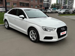 2019 Audi A3 III (8V) Рестайлинг, белый, 2100000 рублей, вид 2