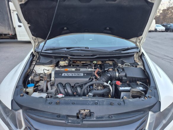 2008 Honda Odyssey IV, белый, 420000 рублей - вид 17