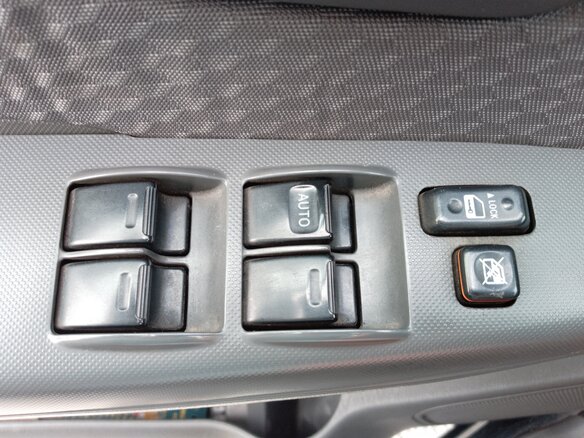 2012 Toyota Hilux VII Рестайлинг, чёрный - вид 16