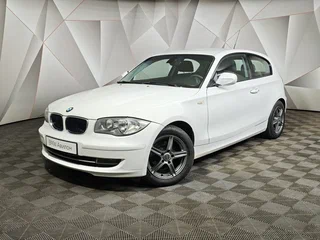2010 BMW 1 серии 116i I (E81/E82/E87/E88) Рестайлинг, белый, 599000 рублей, вид 1