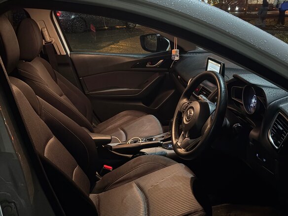 2014 Mazda Axela III, белый, 1150000 рублей - вид 16