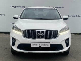 2019 Kia Sorento III Prime Рестайлинг, белый, 2570000 рублей, вид 2