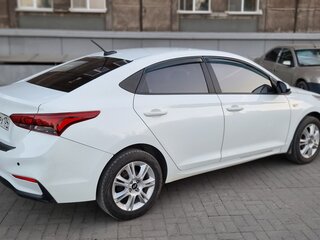 2019 Hyundai Solaris II, белый, 1187000 рублей, вид 3