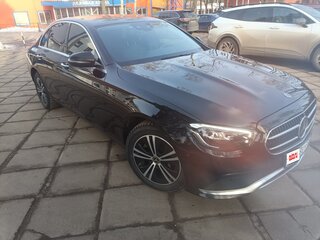 2021 Mercedes-Benz E-Класс 200 V (W213, S213, C238) Рестайлинг, чёрный, 3300000 рублей, вид 1