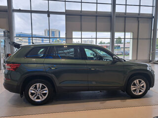 2020 Skoda Kodiaq I, зелёный, 2310000 рублей, вид 4