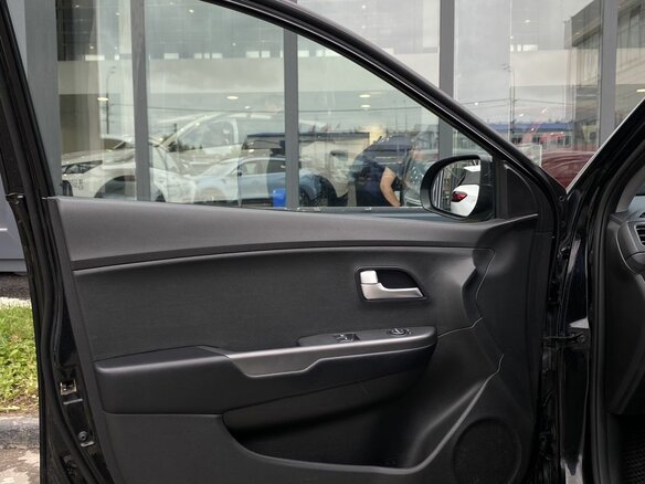 2016 Kia Rio III Рестайлинг, чёрный, 969000 рублей - вид 15