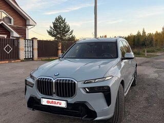 2024 BMW X7 40i I (G07) Рестайлинг, серый, 13900000 рублей, вид 3