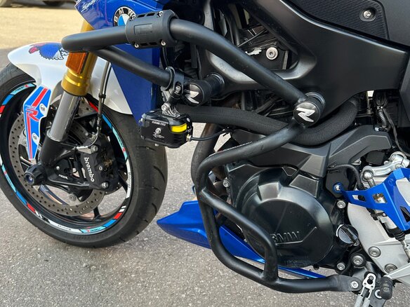 2023 BMW F 900 R, белый, 1250000 рублей - вид 10