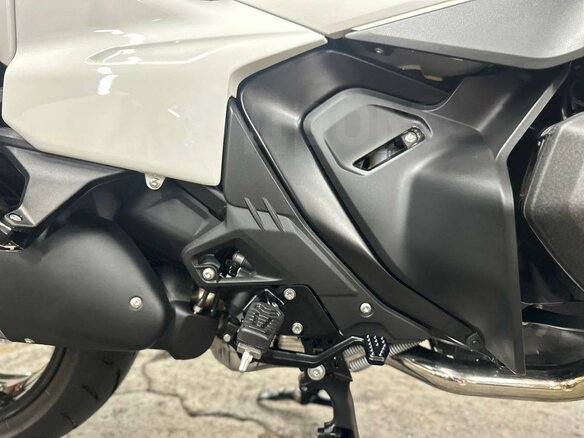 2025 BMW R 1300 RT, белый, 3200000 рублей - вид 28