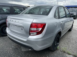 2026 Lada (ВАЗ) Granta I Рестайлинг, серебристый, 1121000 рублей, вид 4