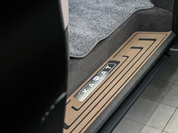 2026 Mercedes-Benz V-Класс Extra Long 300 d экстра длинный III (W447) Рестайлинг 2, чёрный, 42900000 рублей - вид 30