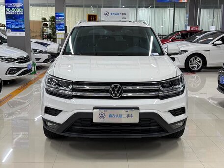 2022 Volkswagen Tharu I, белый, 1850000 рублей, вид 2