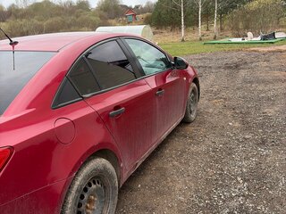 2011 Chevrolet Cruze I, красный, 300000 рублей, вид 2
