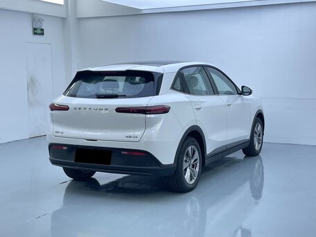 2025 FAW Bestune Joyee 03 48 kWh, серебристый, 2133033 рублей, вид 5