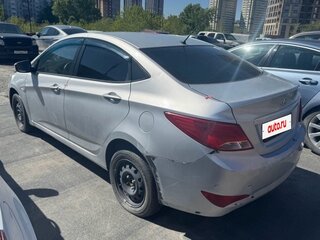 2014 Hyundai Solaris I Рестайлинг, серебристый, 398460 рублей, вид 3