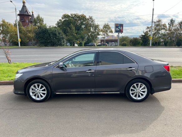 2013 Toyota Camry VII (XV50), серый