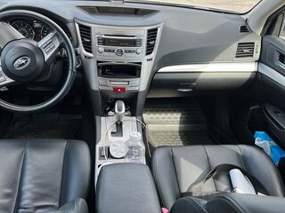 2010 Subaru Outback IV, золотистый, 1625000 рублей, вид 5