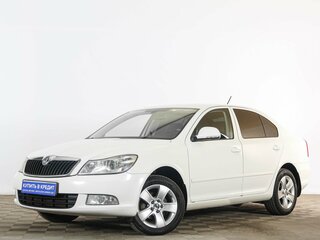 2012 Skoda Octavia II (A5) Рестайлинг, белый, 839000 рублей, вид 3