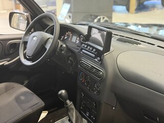 2026 Lada (ВАЗ) Niva Travel I Рестайлинг, чёрный, 1598000 рублей, вид 5