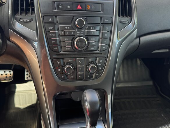 2013 Opel Astra J Рестайлинг, серый, 740000 рублей - вид 25